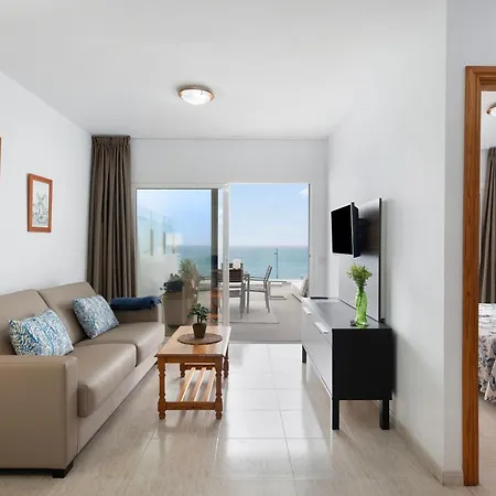 Callao 8 Apartment *